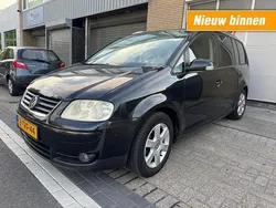 Zwart Gebruikt 2003 VW Touran Highline MPV | € 2.695 (Iets duurder)