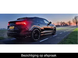 Zwart Gebruikt 2022 Lamborghini Urus SUV | € 319.950 (Eerlijke prijs)