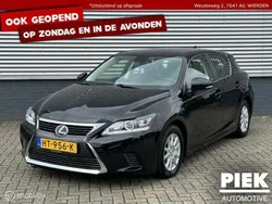 Zwart, metallic lak Gebruikt 2015 Lexus CT200h Hatchback | € 11.999 (Eerlijke prijs)