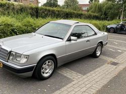 Zilver Gebruikt 1992 Mercedes E300 Coupé | € 8.950