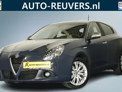 Grijs Gebruikt 2016 Alfa Romeo Giulietta Super Hatchback | € 14.900 (Iets duurder)