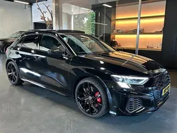 Zwart Gebruikt 2021 Audi A3 Sportback Black Edition Hatchback | € 43.999 (Eerlijke prijs)