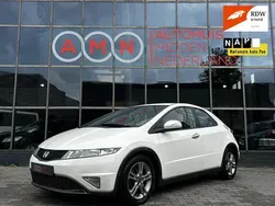 Wit Gebruikt 2011 Honda Civic Sport Hatchback | € 7.450 (Eerlijke prijs)
