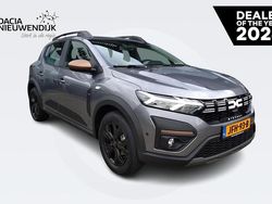 Grijs Gebruikt 2025 Dacia Sandero Stepway Hatchback | € 24.995 (Duur)