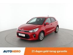 Rood (metallic) Gebruikt 2020 Kia Rio Comfort Hatchback | € 13.350 (Goede deal)
