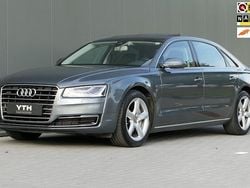 Grijs Gebruikt 2015 Audi A8L Sedan | € 28.940