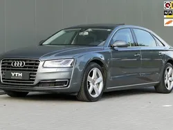 Grijs Gebruikt 2015 Audi A8L Sedan | € 29.940