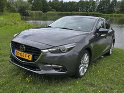 Grijs Gebruikt 2018 Mazda 3 Sedan | € 15.000 (Goede deal)