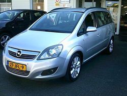 Grijs (metallic) Gebruikt 2008 Opel Zafira Business MPV | € 3.950 (Iets duurder)