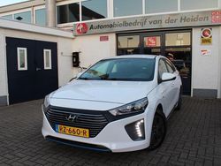 Wit Gebruikt 2018 Hyundai Ioniq Hatchback | € 14.950