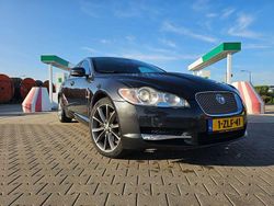 Grijs Gebruikt 2011 Jaguar XF Sedan | € 7.999 (Duur)