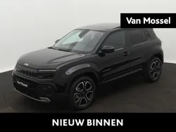 Zwart Nieuw 2025 Jeep Avenger Summit SUV | € 41.470