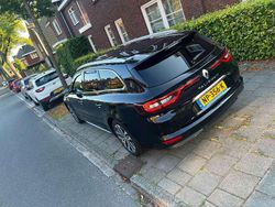 Zwart Gebruikt 2017 Renault Talisman Stationwagen | € 13.750 (Eerlijke prijs)