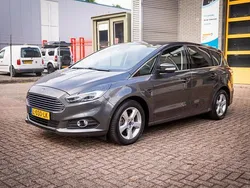 Grijs Gebruikt 2015 Ford S-MAX Titanium MPV | € 14.950 (Duur)
