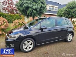 Zwart Gebruikt 2015 VW Golf Sportsvan Highline MPV | € 10.850 (Eerlijke prijs)