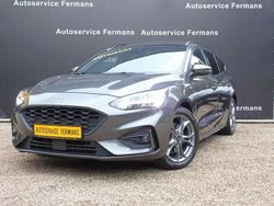 Grijs Gebruikt 2020 Ford Focus ST-Line Stationwagen | € 20.950 (Iets duurder)