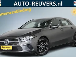 Grijs Gebruikt 2019 Mercedes A220 Advantage Hatchback | € 23.900 (Eerlijke prijs)