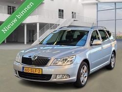 Grijs Gebruikt 2011 Skoda Octavia Ambition Stationwagen | € 4.699 (Goede deal)