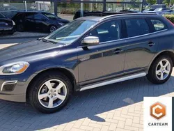 Grijs Gebruikt 2012 Volvo XC60 R-Design SUV | € 14.995 (Eerlijke prijs)
