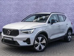 Grijs Gebruikt 2022 Volvo XC40 Plus SUV | € 34.899 (Eerlijke prijs)