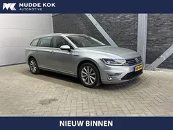 Grijs, metallic lak Gebruikt 2015 VW Passat Highline Stationwagen | € 10.700 (Goede deal)