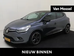 Grijs Gebruikt 2018 Renault Clio IV Bose Edition Hatchback | € 11.440 (Eerlijke prijs)