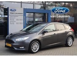 Grijs Gebruikt 2016 Ford Focus Titanium Hatchback | € 13.400 (Eerlijke prijs)