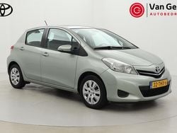 Grijs Gebruikt 2012 Toyota Yaris Hatchback | € 9.999 (Eerlijke prijs)