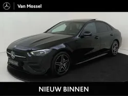 Zwart Gebruikt 2024 Mercedes C300e AMG line Sedan | € 55.945 (Eerlijke prijs)
