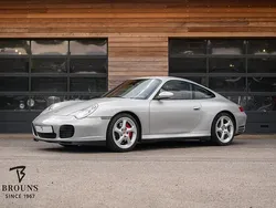 , metallic lak Gebruikt 2004 Porsche 911 Carrera 4S Coupé | € 43.996 (Eerlijke prijs)