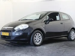Zwart, metallic lak Gebruikt 2010 Fiat Punto Evo Business Hatchback | € 2.250 (Eerlijke prijs)