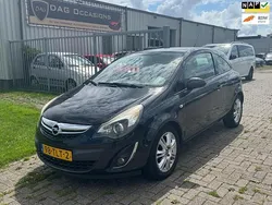 Zwart Gebruikt 2012 Opel Corsa Hatchback | € 1.950 (Eerlijke prijs)