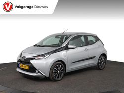 Grijs Gebruikt 2014 Toyota Aygo X-clusiv Hatchback | € 10.950 (Goede deal)