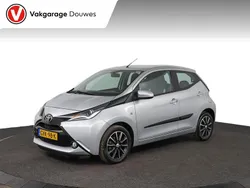 Grijs Gebruikt 2014 Toyota Aygo X-clusiv Hatchback | € 10.950 (Eerlijke prijs)