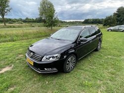 Zwart Gebruikt 2012 VW Passat Executive Stationwagen | € 8.500