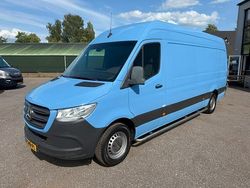 Blauw Gebruikt 2018 Mercedes Sprinter Van | € 17.950 (Goede deal)