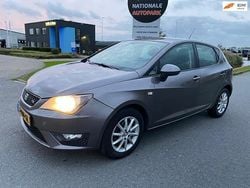 Grijs Gebruikt 2016 Seat Ibiza CONNECT Hatchback | € 3.999 (Super prijs)