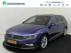 Blauw Gebruikt 2023 VW Passat Pro Stationwagen | € 32.950 (Eerlijke prijs)