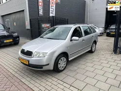 Grijs Gebruikt 2004 Skoda Fabia Stationwagen | € 1.499 (Eerlijke prijs)