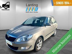 Beige Gebruikt 2014 Skoda Fabia Hatchback | € 4.999 (Eerlijke prijs)