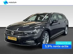 Grijs, metallic lak Gebruikt 2020 VW Passat Business Stationwagen | € 26.430 (Iets duurder)