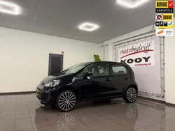 Zwart Gebruikt 2018 VW up! move up! Hatchback | € 9.245 (Eerlijke prijs)