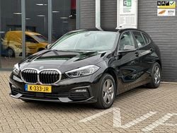 Zwart Gebruikt 2021 BMW 118 Executive Hatchback | € 18.999 (Goede deal)