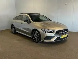 Grijs, metallic lak Gebruikt 2020 Mercedes CLA180 Shooting Brake AMG Stationwagen | € 29.250 (Eerlijke prijs)