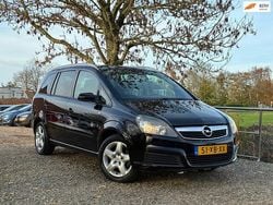 Zwart Gebruikt 2007 Opel Zafira Enjoy MPV | € 2.975 (Eerlijke prijs)