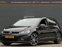 Zwart Gebruikt 2018 VW Golf VII Highline Hatchback | € 17.850 (Eerlijke prijs)