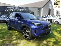 Blauw Gebruikt 2023 Toyota Yaris Cross SUV | € 27.750 (Eerlijke prijs)