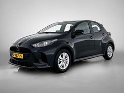 Zwart Gebruikt 2024 Mazda 2 Center-Line Hatchback | € 21.895 (Eerlijke prijs)