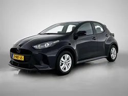 Zwart Gebruikt 2024 Mazda 2 Center-Line Hatchback | € 24.220 (Eerlijke prijs)