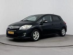 Donker zwart metallic Gebruikt 2011 Toyota Auris Hatchback | € 10.400 (Duur)